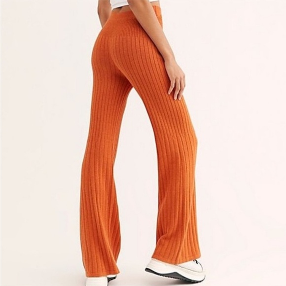 FREE PEOPLE Orange Keep It Real
Sweater Knit Ribbed Pumpkin Flare Pants M - Picture 3 of 8